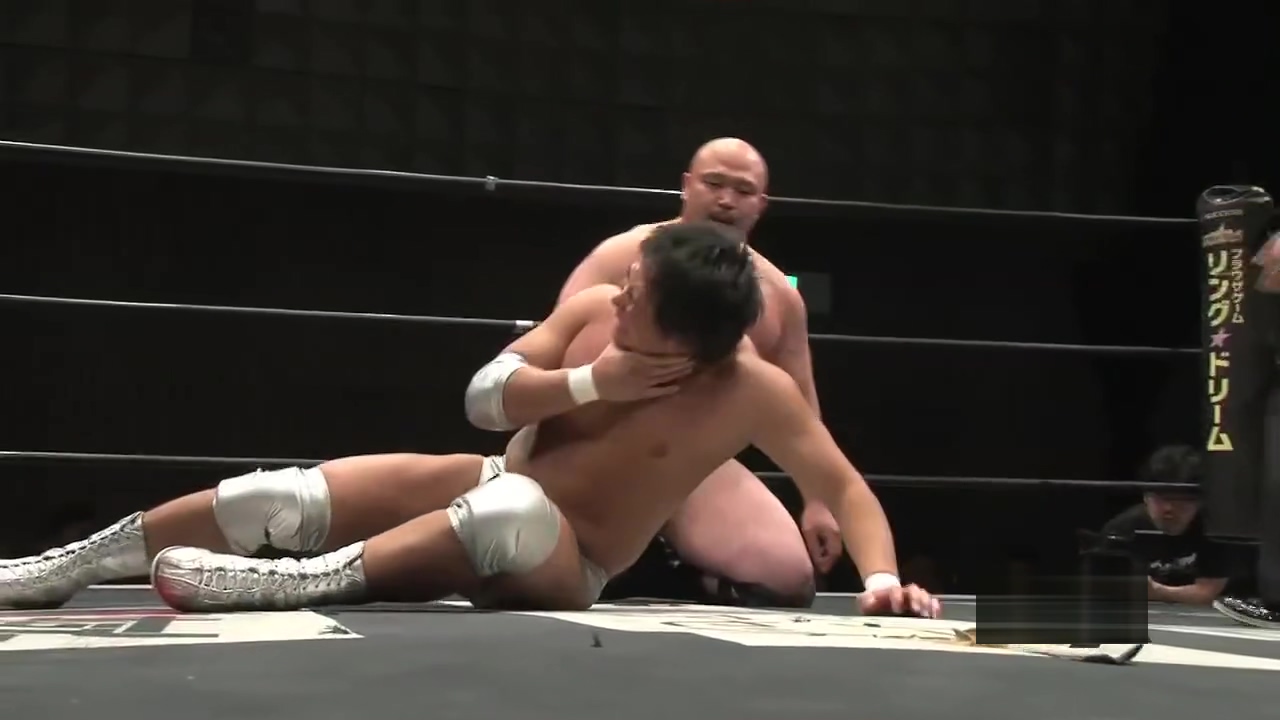 Hot Japanese Pro Wrestling: Miyatake vs Suguru Gay Porn Video - TheGay.com